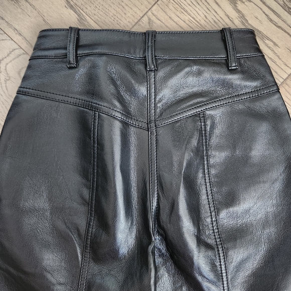 Aritzia Wilfred Rebel pant in black - Picture 5 of 6